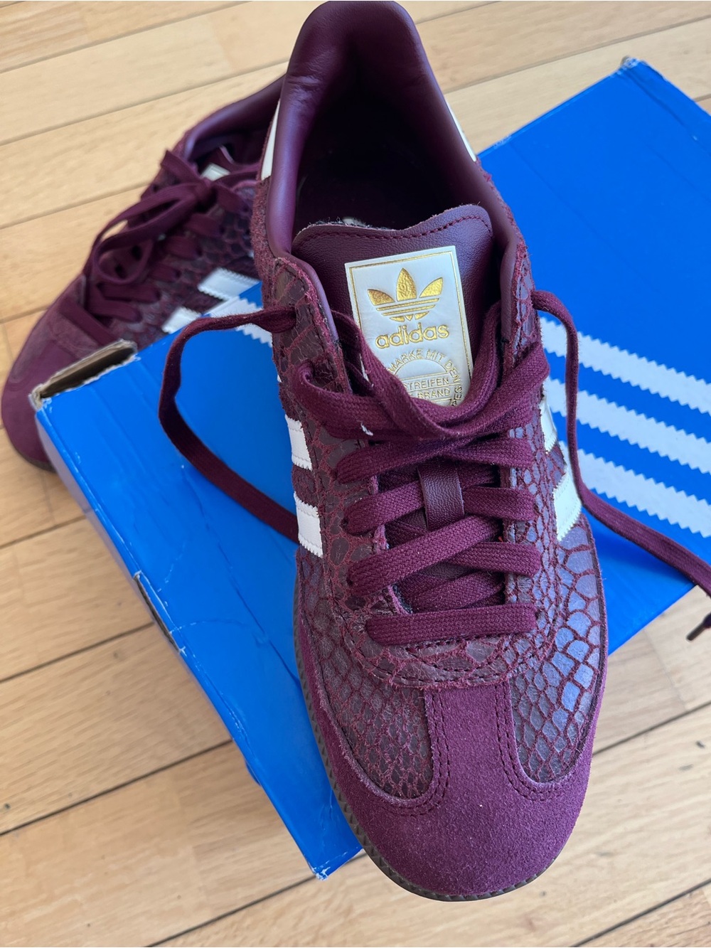 Adidas SambaOG Maroon/Cream/Gold US9 EU 41.5